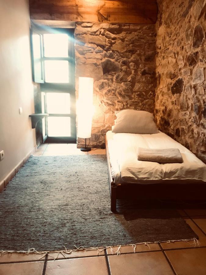 The Pilgrim Stone - Vegan B&B Rabanal del Camino Exterior foto