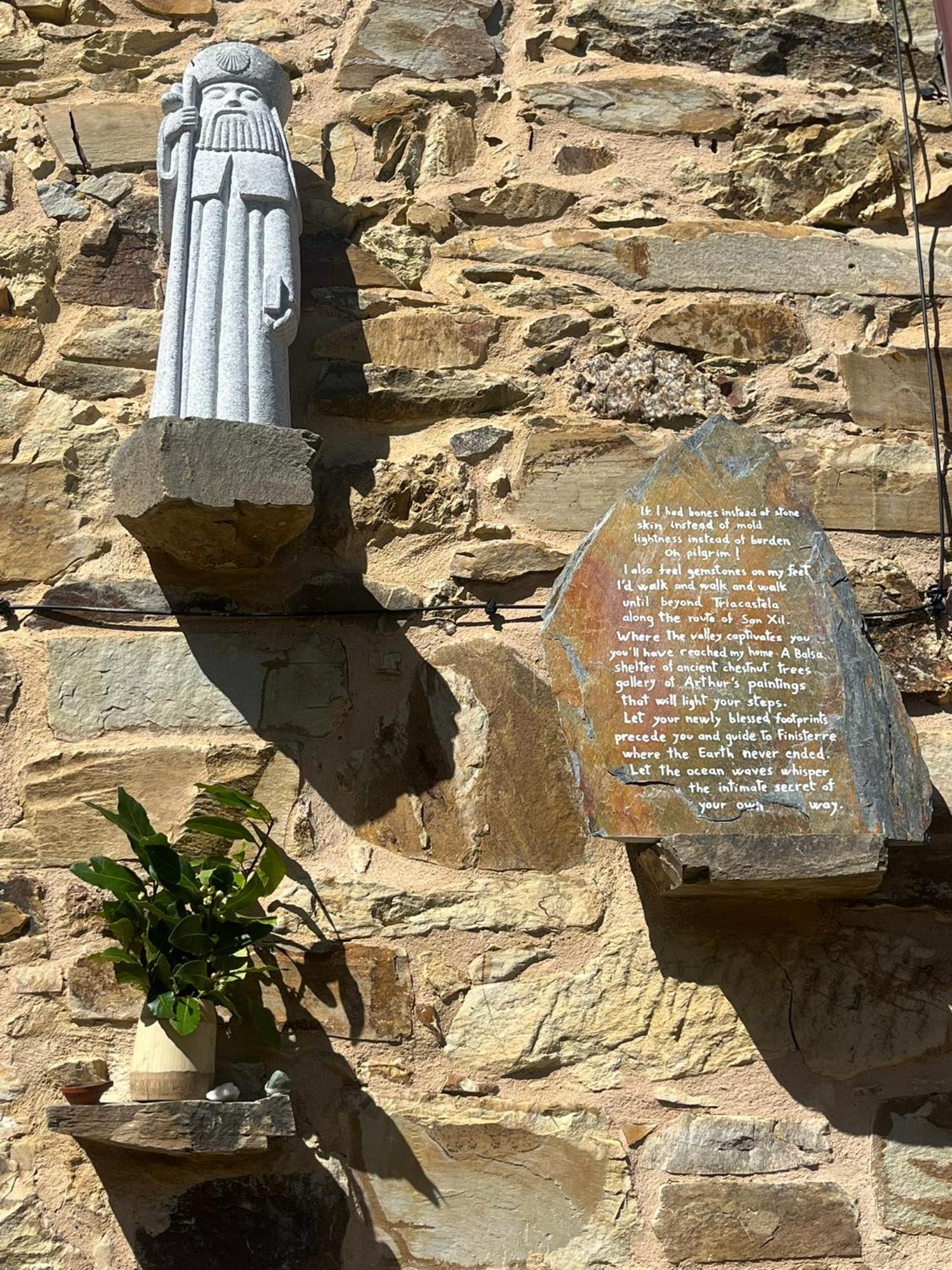 The Pilgrim Stone - Vegan B&B Rabanal del Camino Exterior foto